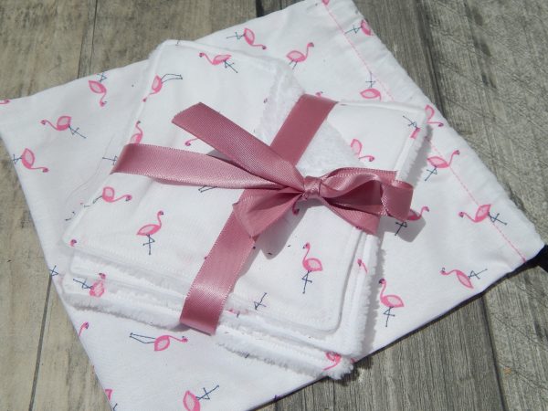 LINGETTES DEMAQUILLANTES + POCHETTE