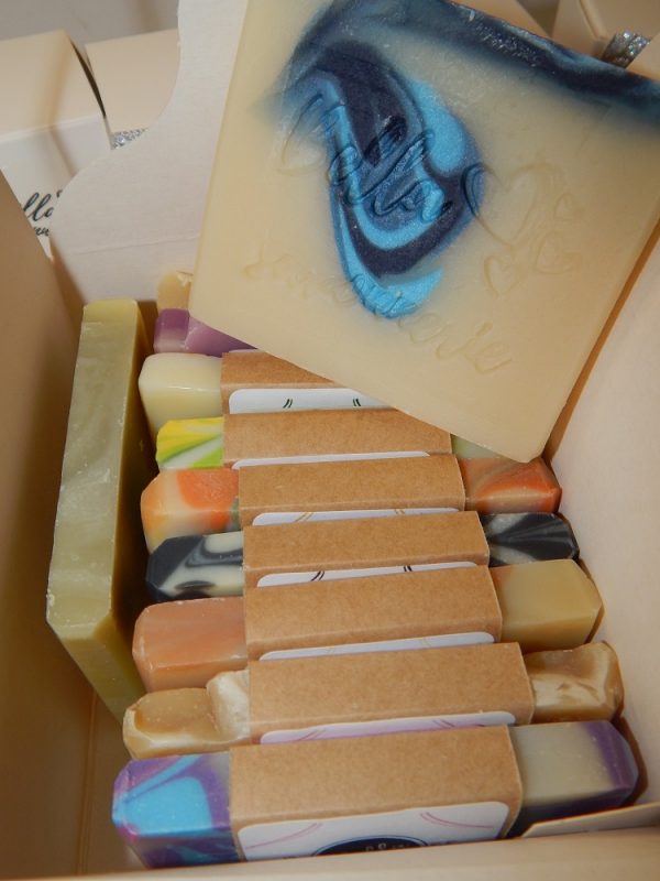 COFFRET DECOUVERTE 11 MINI SAVONS – Image 3