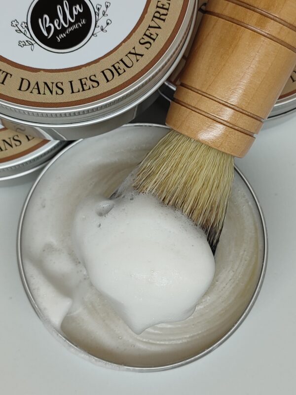 SAVON DE RASAGE AU LAIT D'ANESSE – Image 4