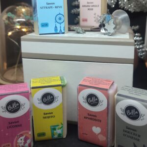 COFFRET 6 MINI SAVONS+ PORTE SAVON MAGNETIQUE